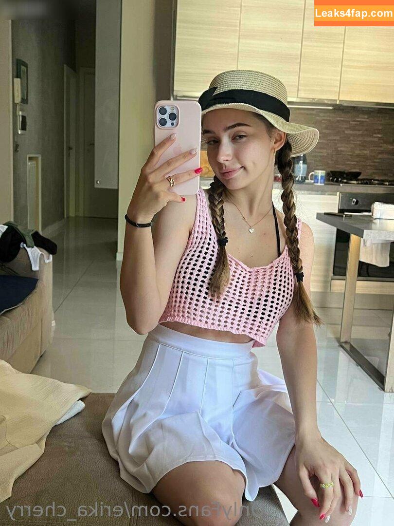 erika_cherry / erika_cherry_ / https: leaked photo photo #0292