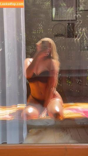 Erika Dorodnova photo #0001
