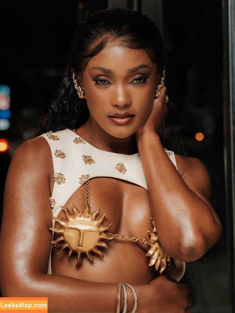 Erika Januza / erikajanuza leaked photo photo #0203