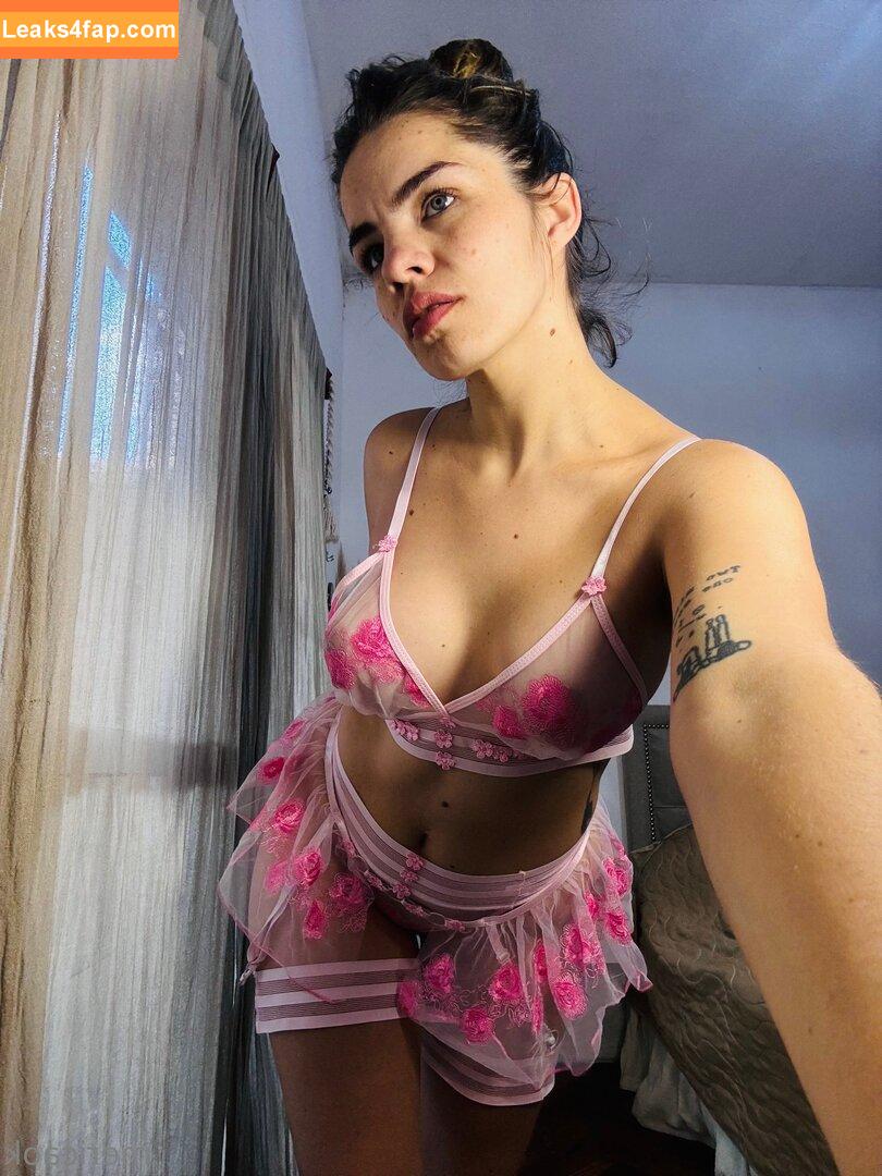 erikacamilamelo / camilitamelook leaked photo photo #0004