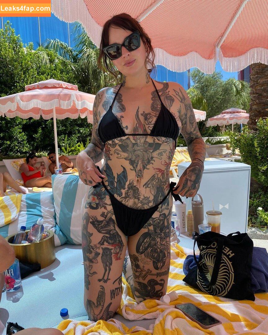 _erikapie / juneknockers leaked photo photo #0006