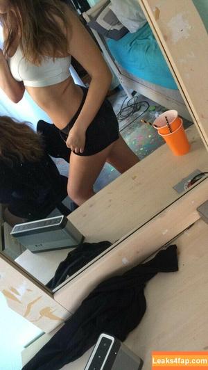 Erin Ashford photo #0027