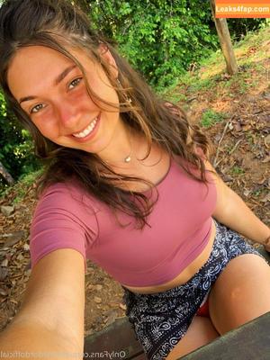 Erin Ashford photo #0158