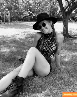 Erin Boothby photo #0018