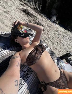 Erin Dougal photo #0134
