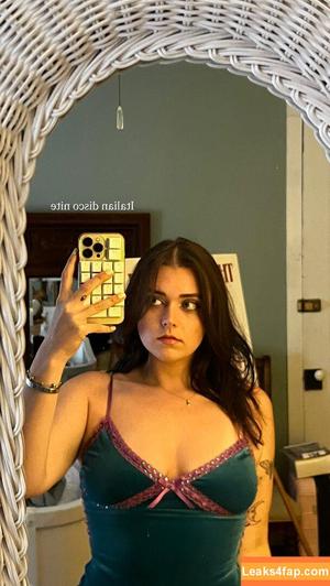 Erin Dougal photo #0140