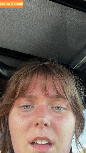 Erin Dougal photo #0184