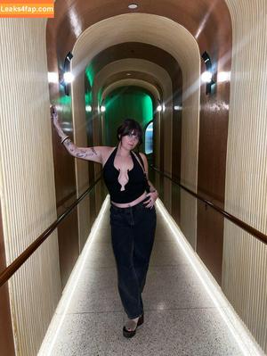 Erin Dougal photo #0191
