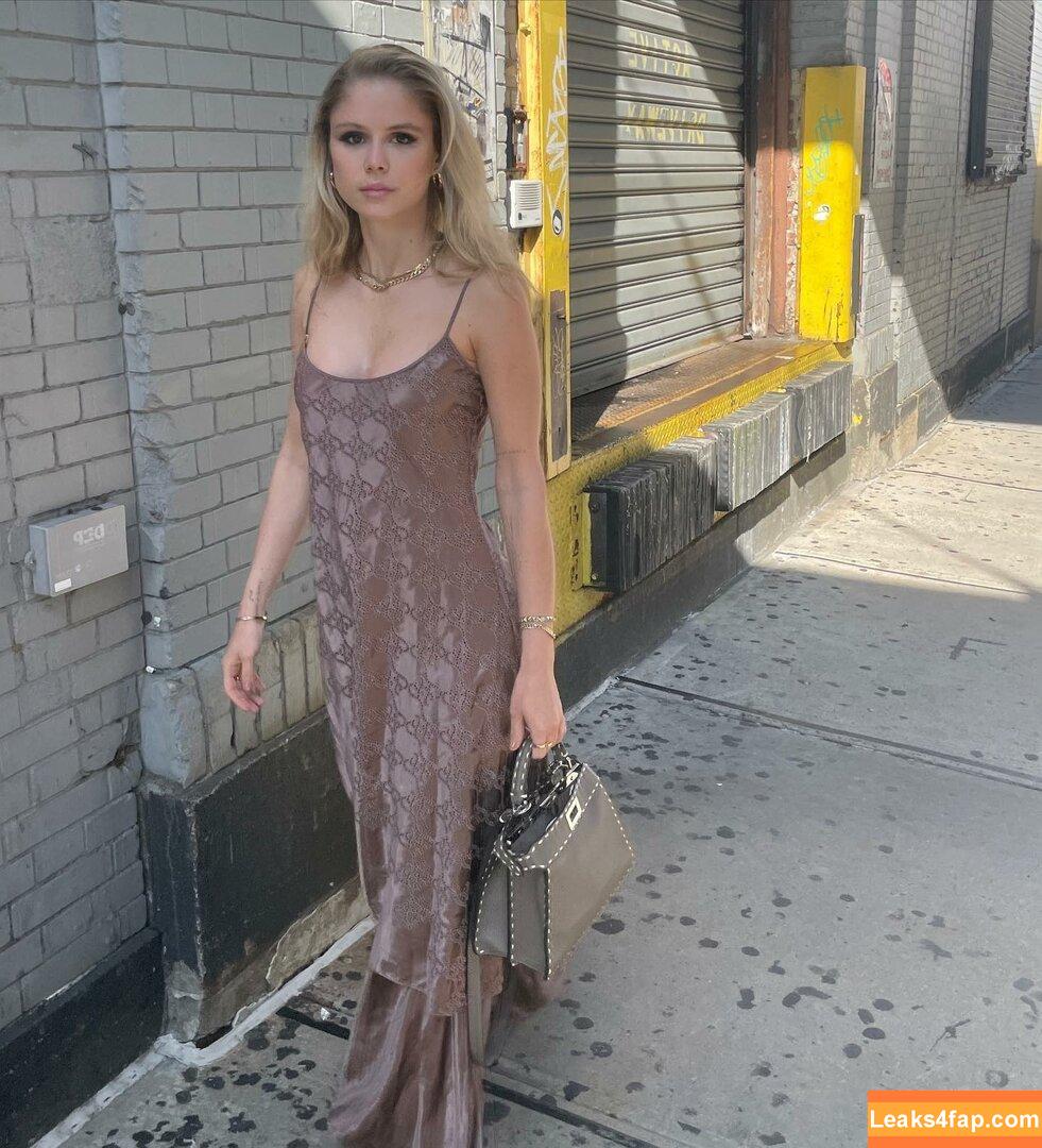 Erin Moriarty / erinelairmoriarty слитое фото фото #0002