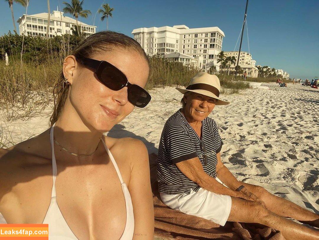 Erin Moriarty / erinelairmoriarty слитое фото фото #0005