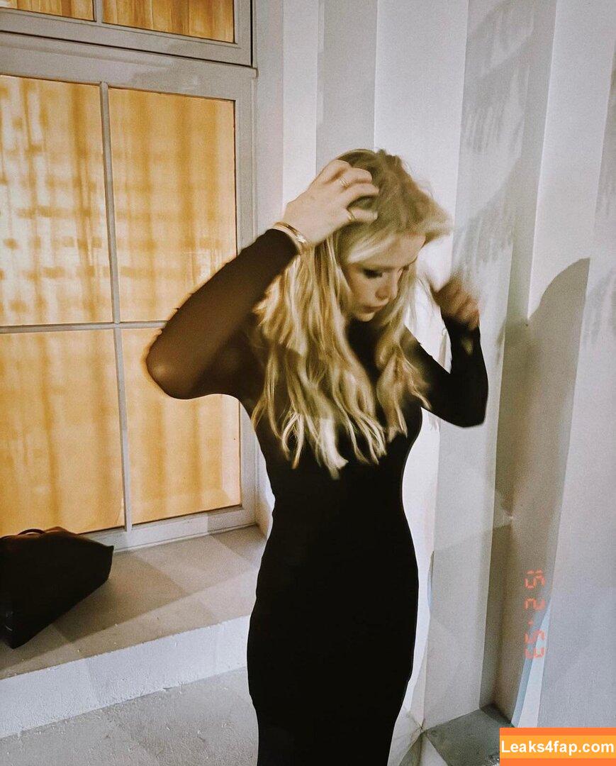 Erin Moriarty / erinelairmoriarty слитое фото фото #0122