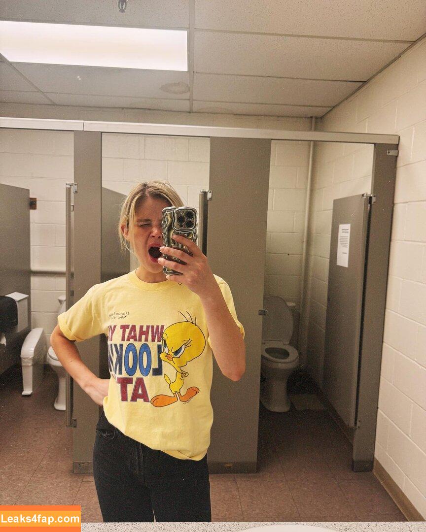 Erin Moriarty / erinelairmoriarty слитое фото фото #0769