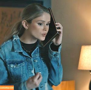 Erin Moriarty фото #0034