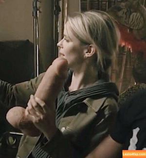 Erin Moriarty фото #0099