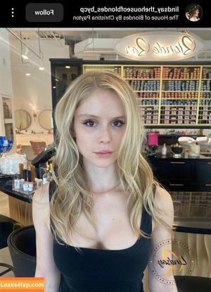 Erin Moriarty фото #0154