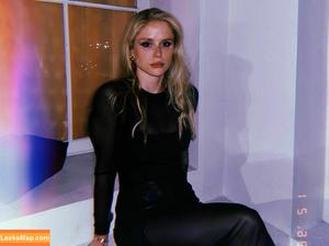 Erin Moriarty фото #0171