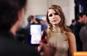 Erin Moriarty photo #0862