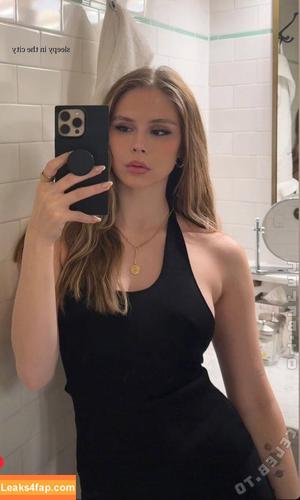 Erin Moriarty photo #0928