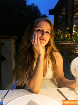 Erin Moriarty photo #0935