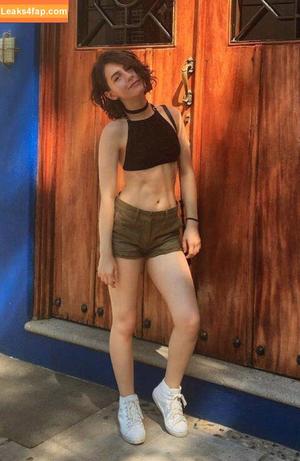 Erin Sanders photo #0069