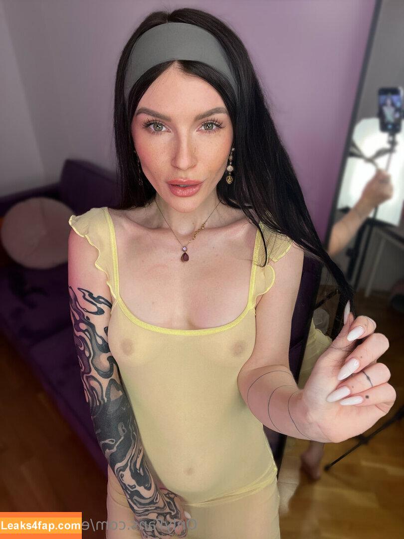 Ernesta Guevara / ernastaguevara / ernestaguevara / ernestamathilda leaked photo photo #0111