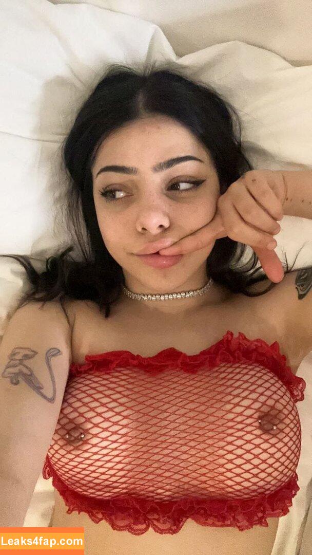 Erome Milica /  leaked photo photo #0003