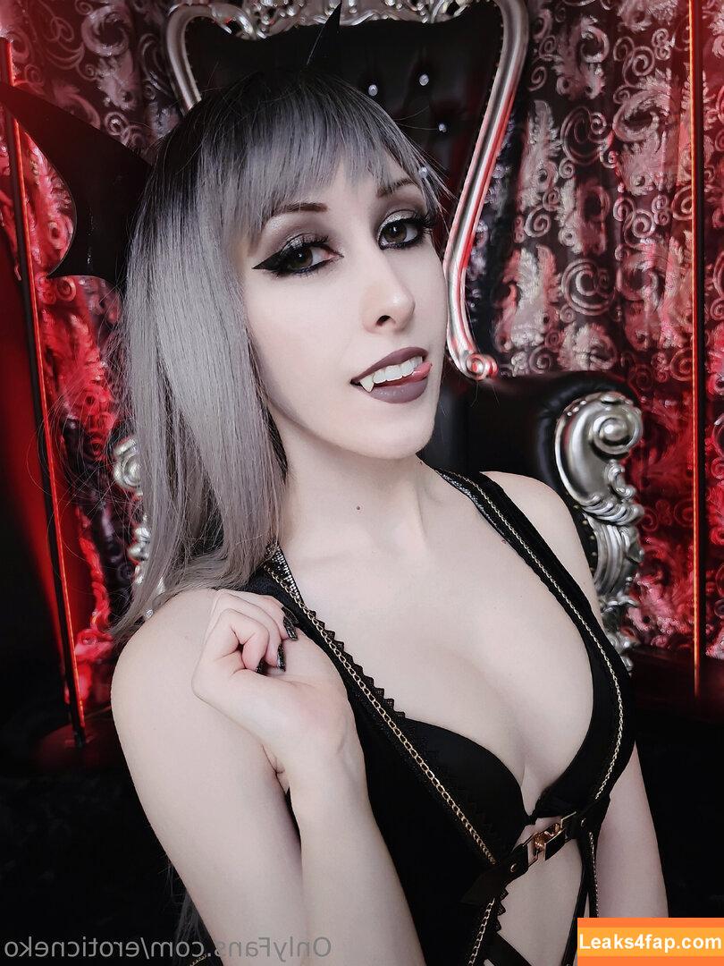 Eroticneko leaked photo photo #0951