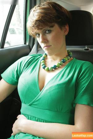 Ersties - Alice M. photo #0007
