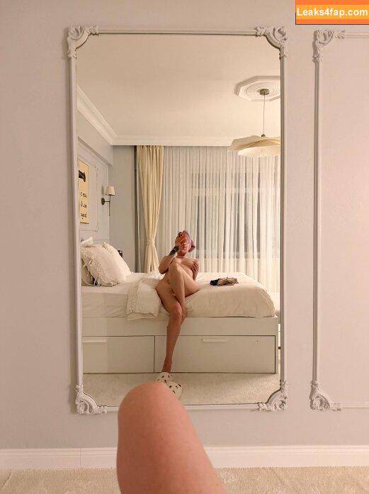 Es1nce / Esin Çepni leaked photo photo #0094