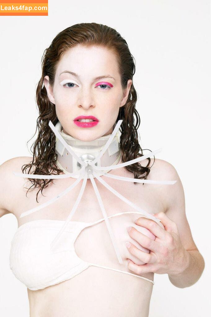 Esmé Bianco / esmebianco leaked photo photo #0002