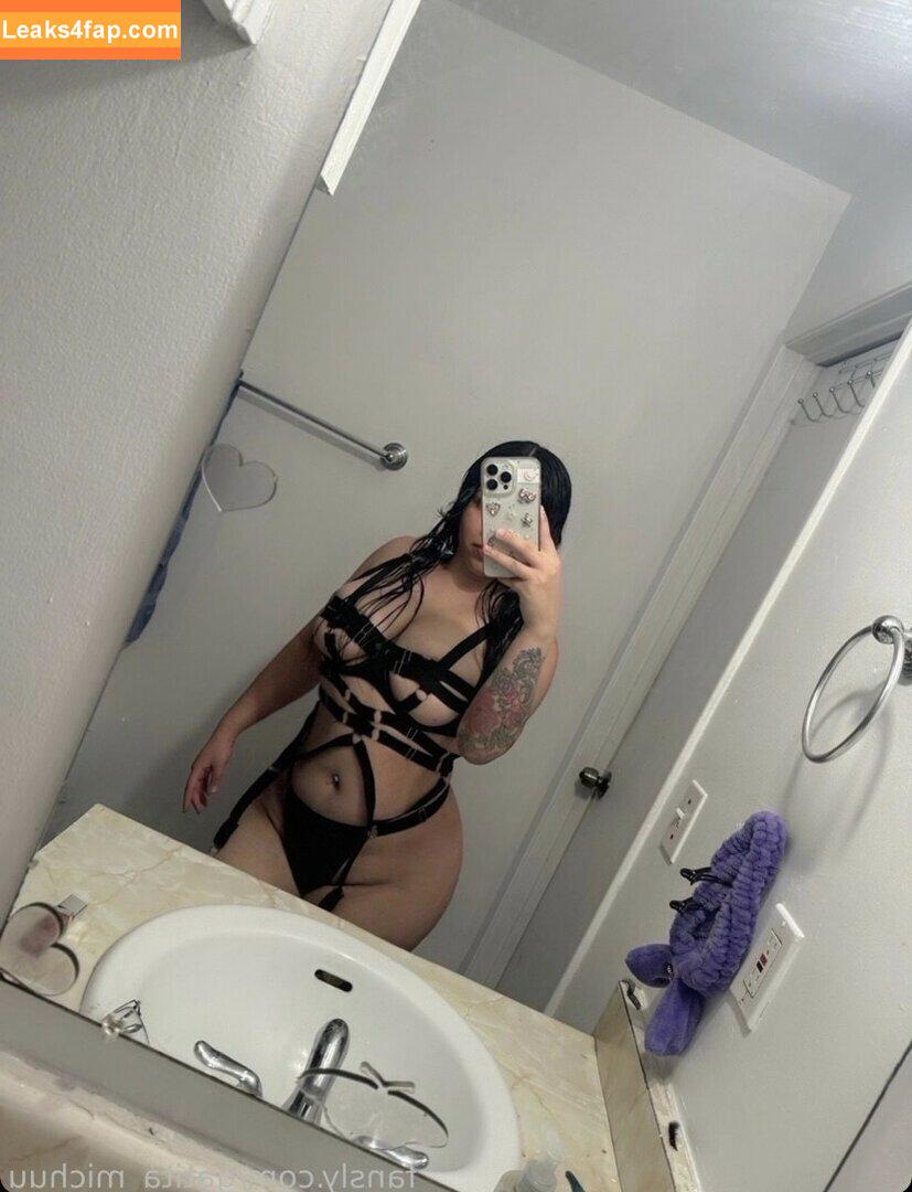 Esme Salazar / Exsmes leaked photo photo #0022