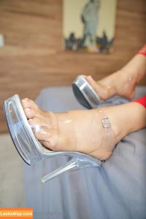 esposagye photo #0019