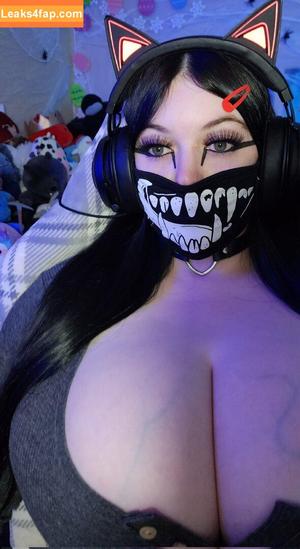 Esskayuwu photo #0315