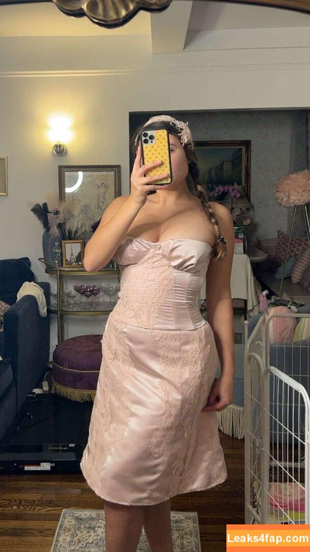 Ester Dobrik / esterrdobrik leaked photo photo #0144