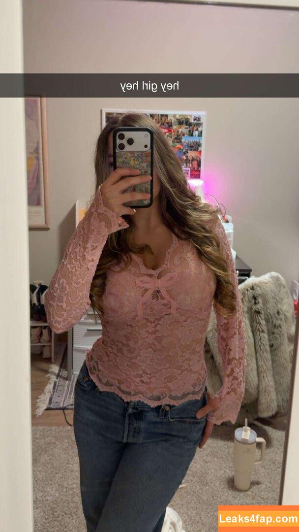 Ester Dobrik / esterrdobrik leaked photo photo #0152