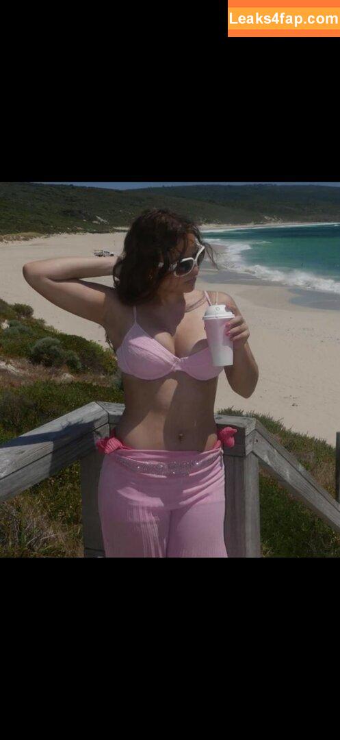 Ester Dobrik / esterrdobrik leaked photo photo #0195