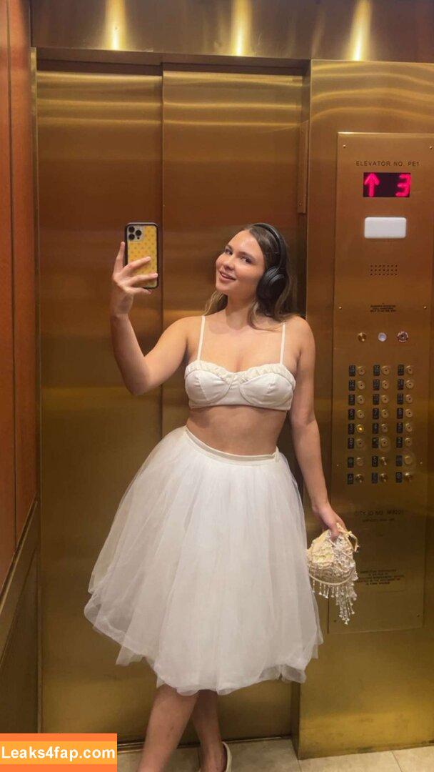 Ester Dobrik / esterrdobrik leaked photo photo #0375