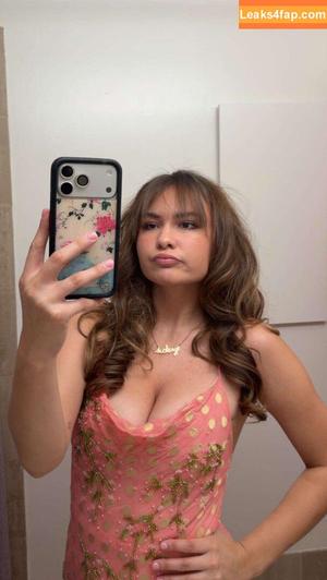 Ester Dobrik photo #0250