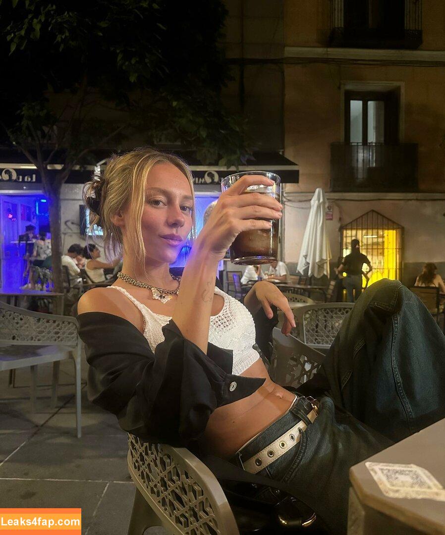 Ester Exposito / ester_exposito leaked photo photo #0130
