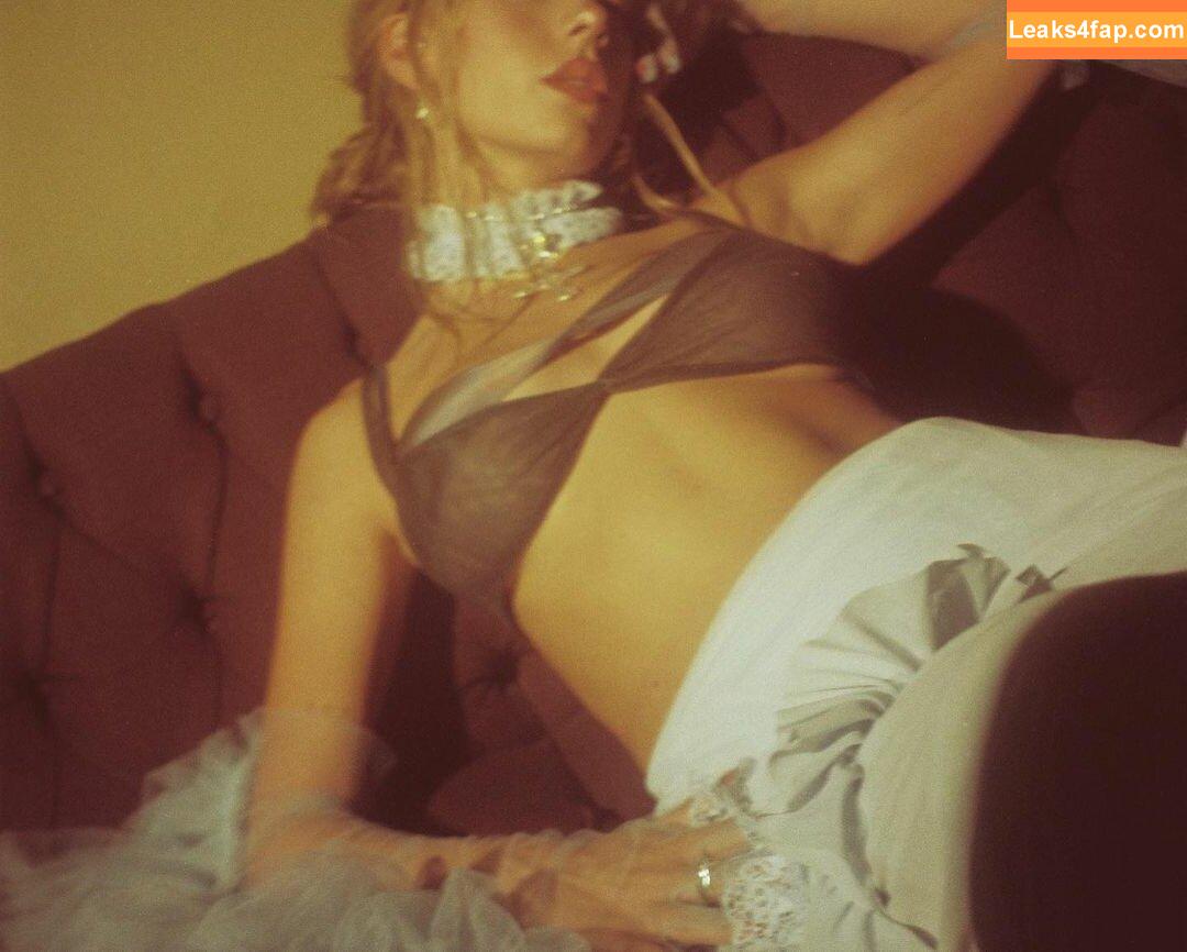 Ester Exposito / ester_exposito leaked photo photo #0134