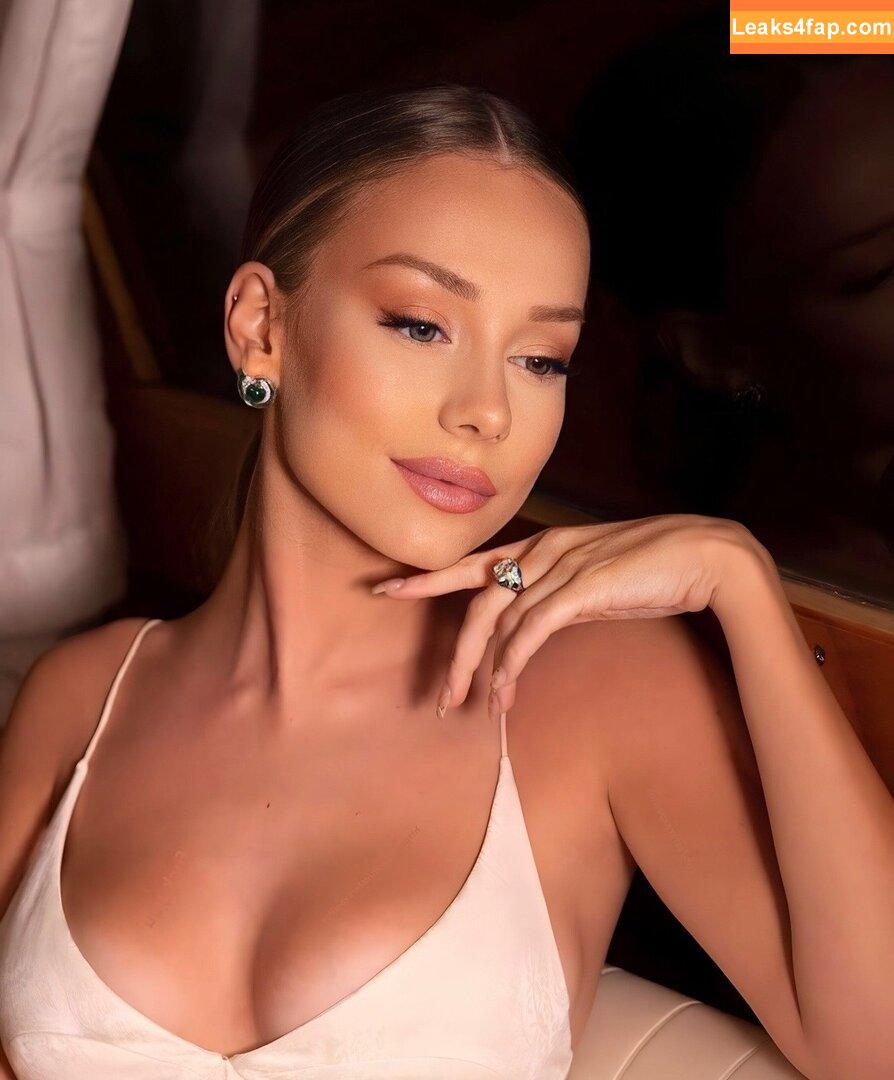 Ester Exposito / ester_exposito leaked photo photo #0143