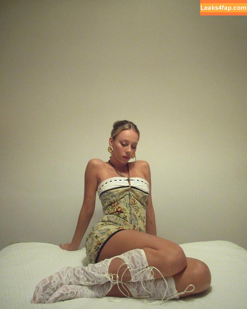 Ester Exposito / ester_exposito leaked photo photo #0162