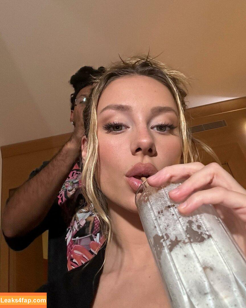 Ester Exposito / ester_exposito leaked photo photo #0178