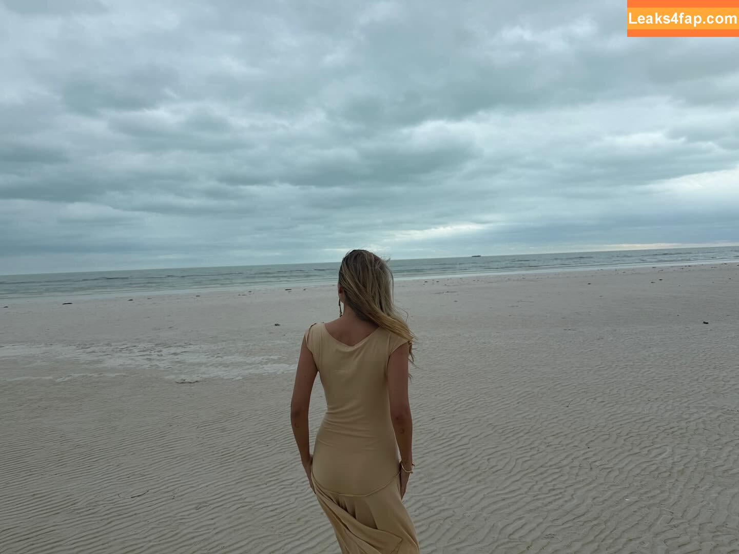 Ester Exposito / ester_exposito слитое фото фото #0437