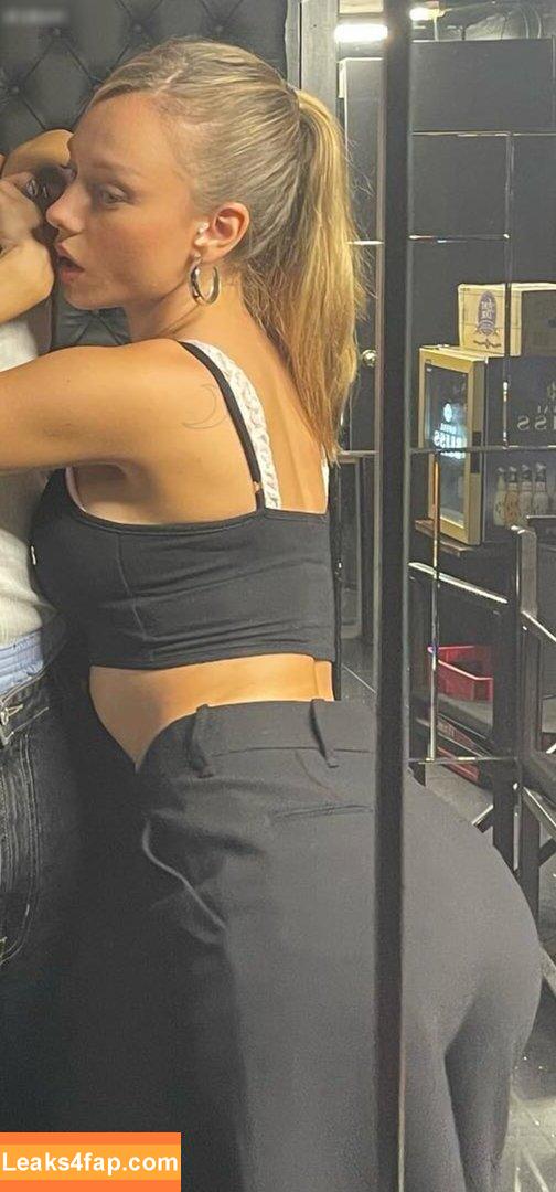 Ester Exposito / ester_exposito leaked photo photo #0448