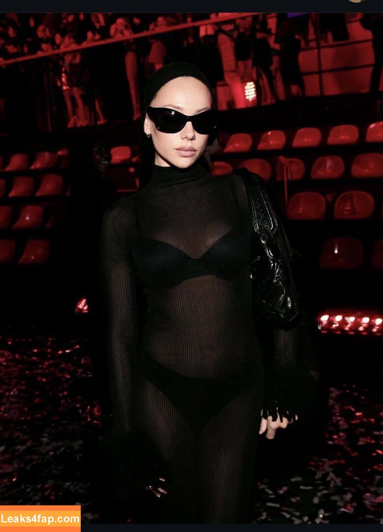 Ester Exposito / ester_exposito / https: / iesterexposito leaked photo photo #0505