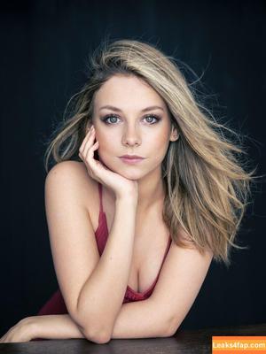 Ester Exposito photo #0029