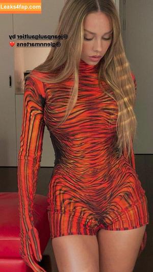 Ester Exposito photo #0043