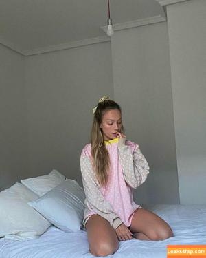 Ester Exposito photo #0069