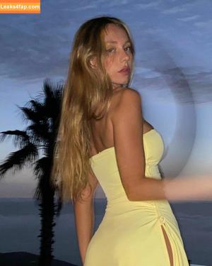 Ester Exposito photo #0077